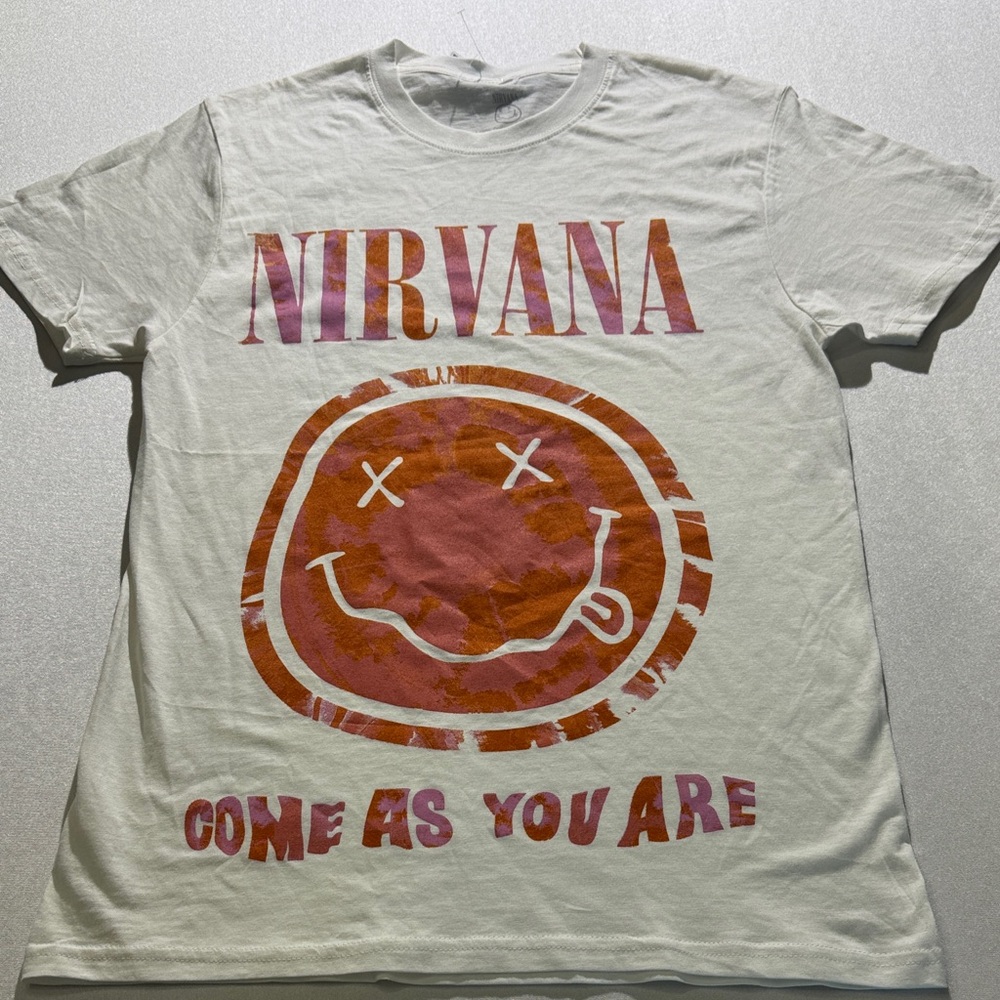 NIRVANA Gray Graphic Tee